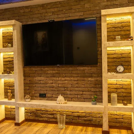 Ryo Golden Imperial 1 아파트 쿠르셰바츠